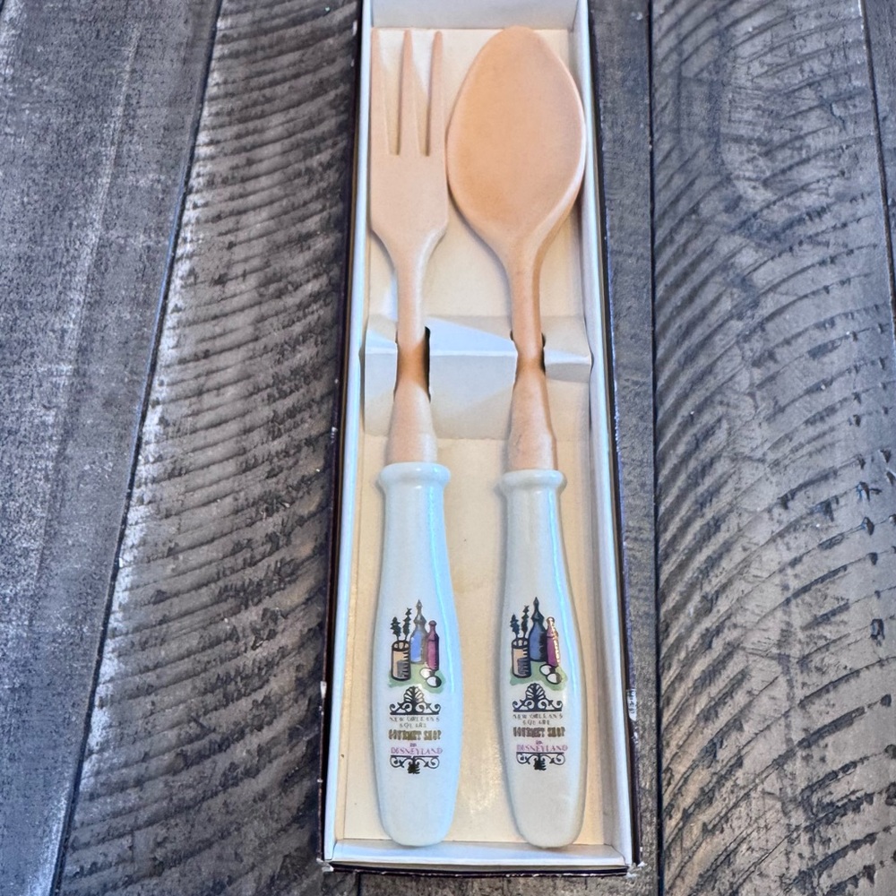 Vintage Disney A New Orleans Square Gourmet Shop Salad‎ Spoon & Fork Set